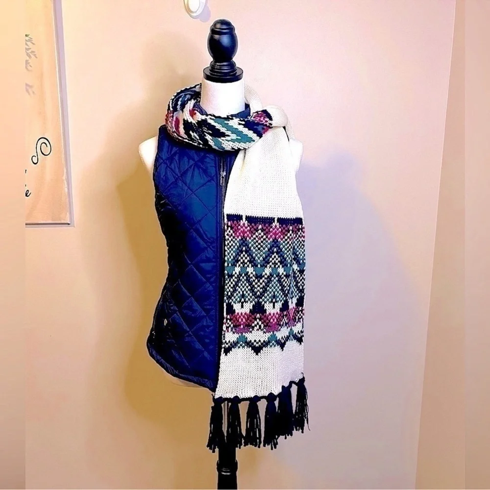 NWT Old Navy Fair Isle Knit Scarf Ivory with Pink Blue and Green 80 Inches
